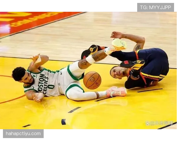 假摔犯规判罚标准及裁判实操关键规则解析