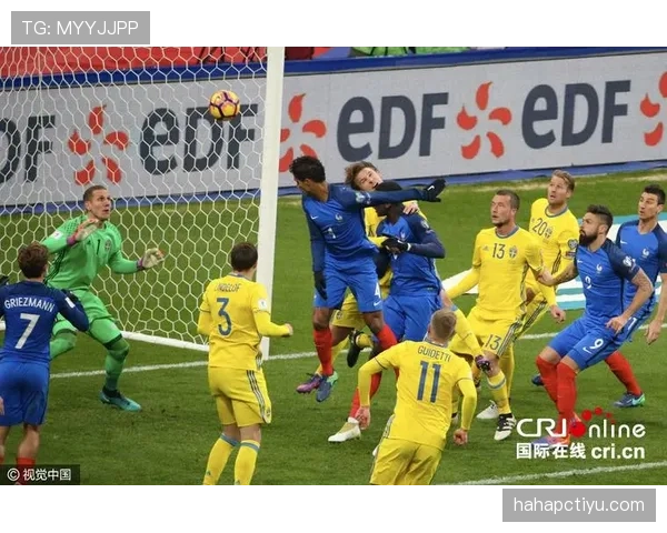 博格巴与坎特中场控制重心偏移及其对团队配合的影响差异